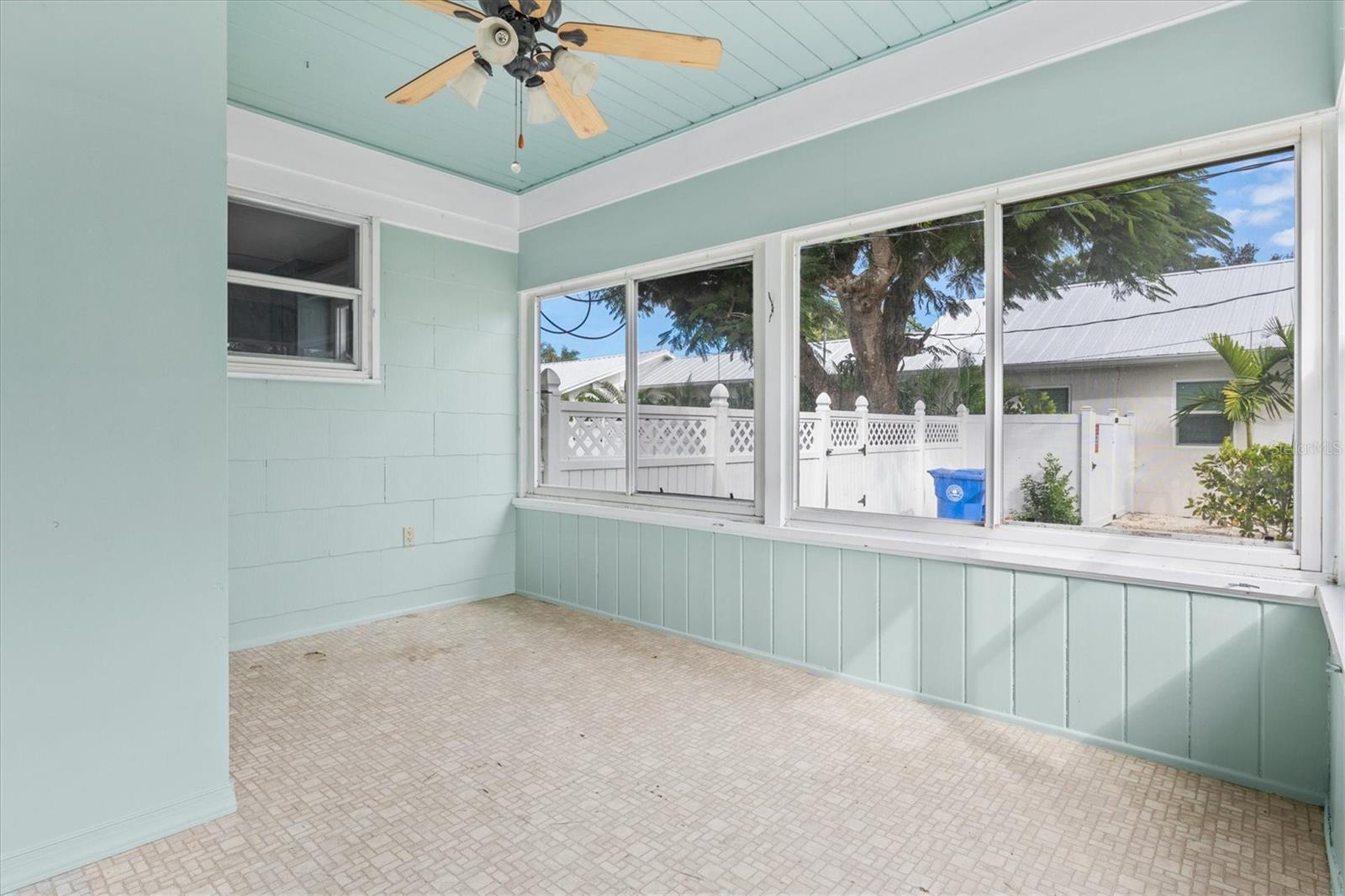 RIVERVIEW CONTINUED - Residential