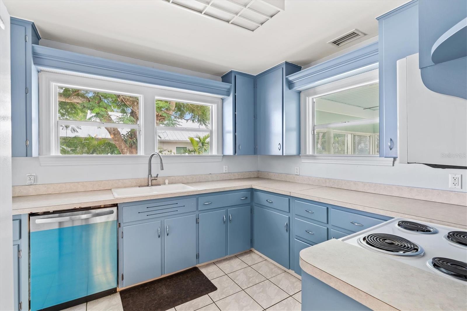 RIVERVIEW CONTINUED - Residential