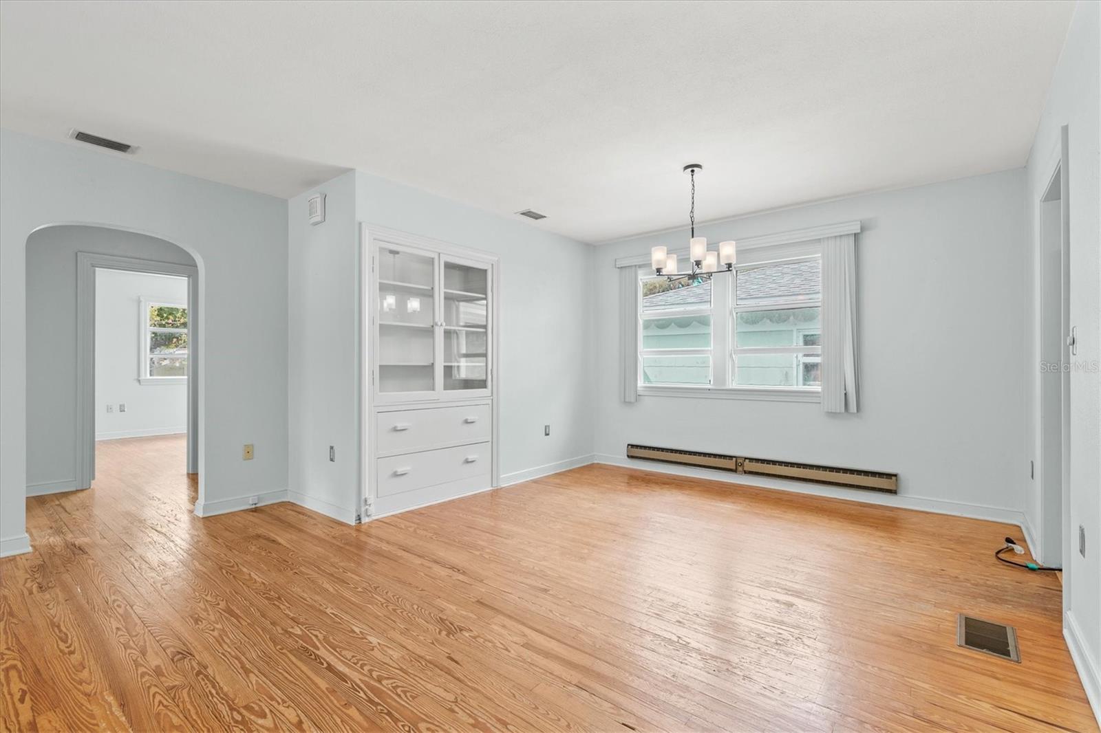 RIVERVIEW CONTINUED - Residential