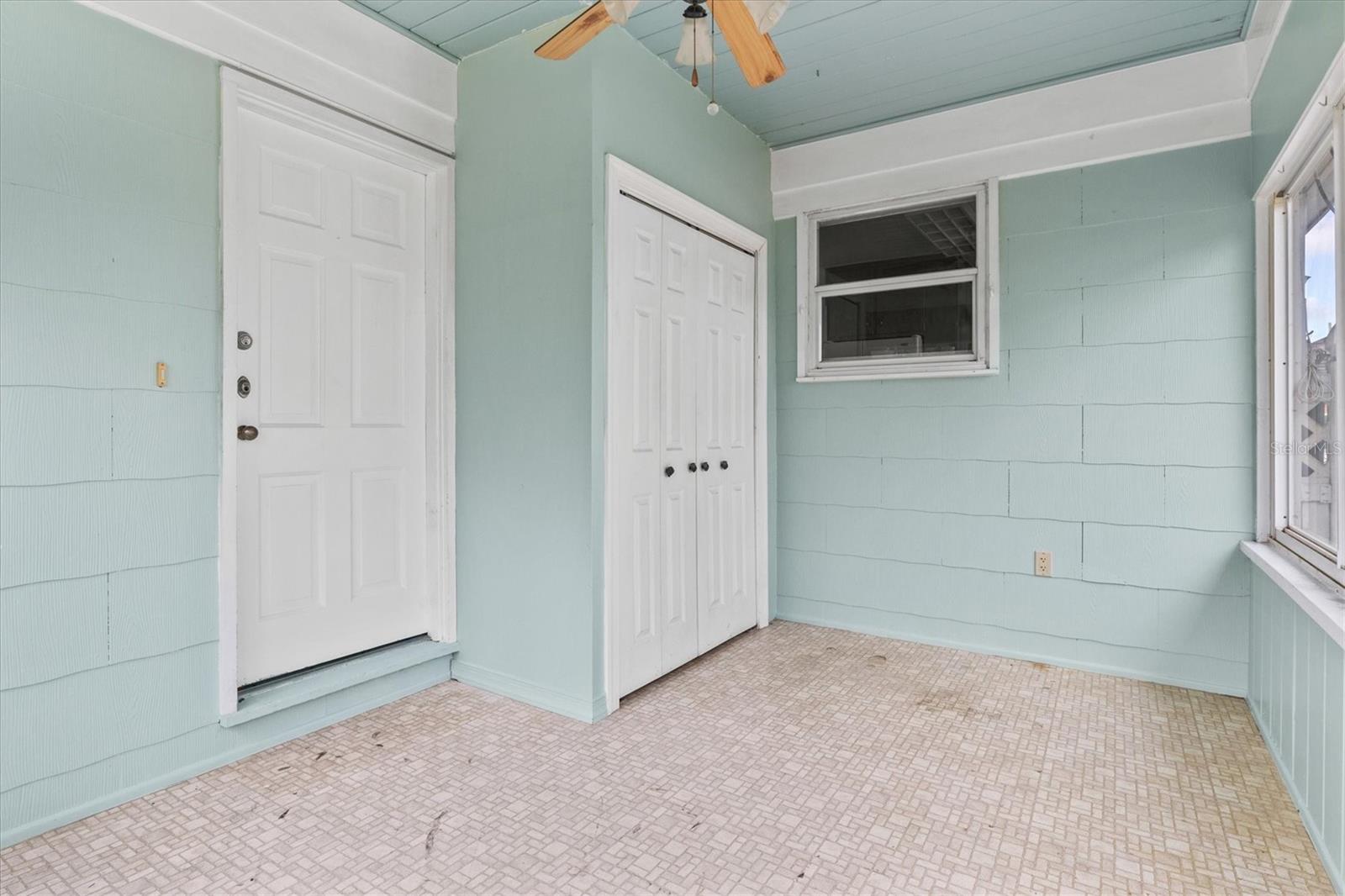 RIVERVIEW CONTINUED - Residential