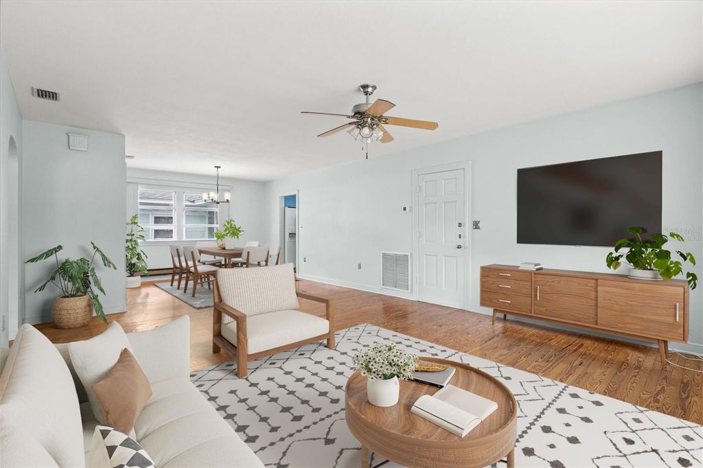 Photo of 2720 4th Avenue W, Bradenton, FL 34205 (MLS # A4671136)