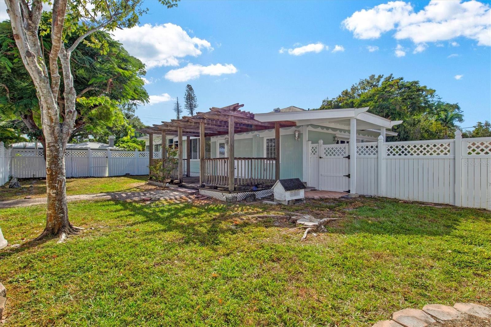 RIVERVIEW CONTINUED - Residential