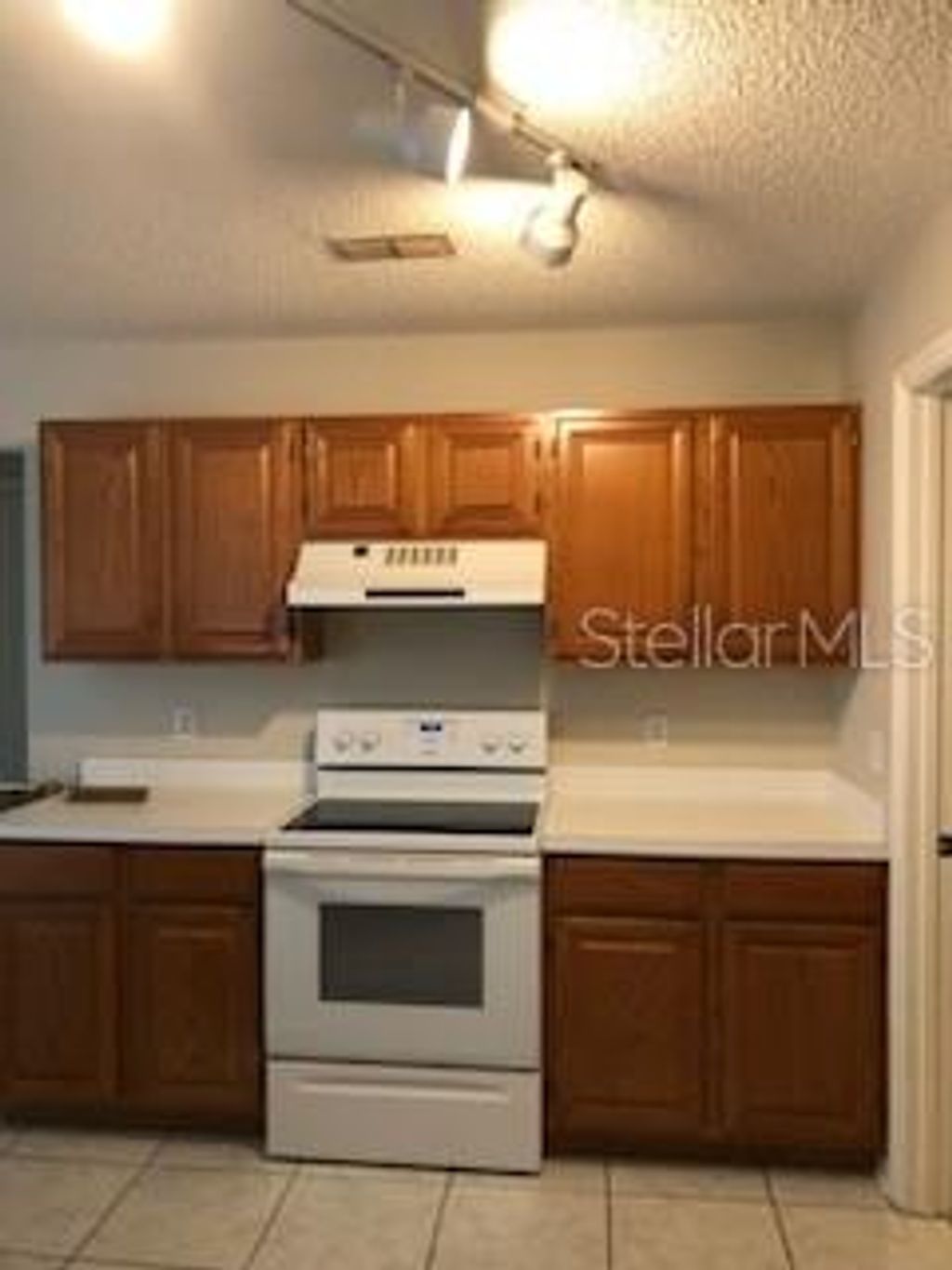 Photo of 1331 Pleasantridge Place, Orlando, FL 32835 (MLS # O6350355)