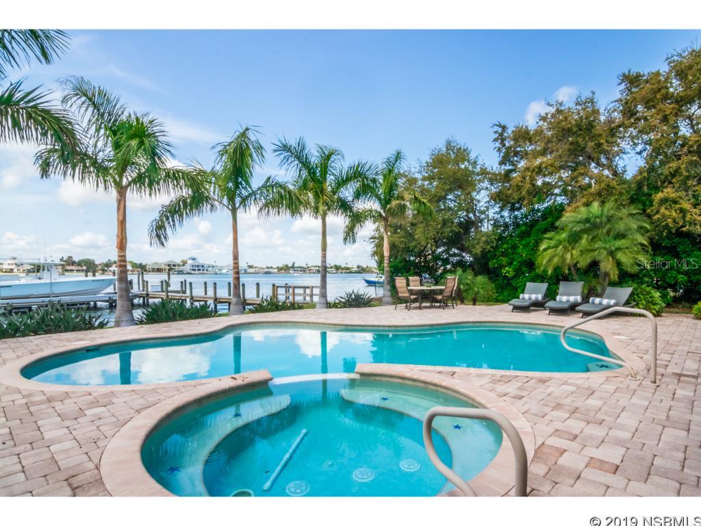 Peninsula Ave - Residential