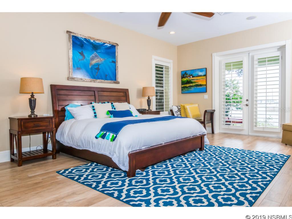 Peninsula Ave - Residential