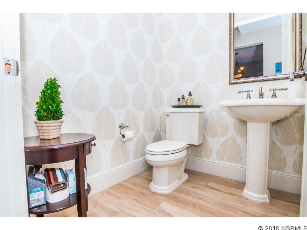 Peninsula Ave - Residential