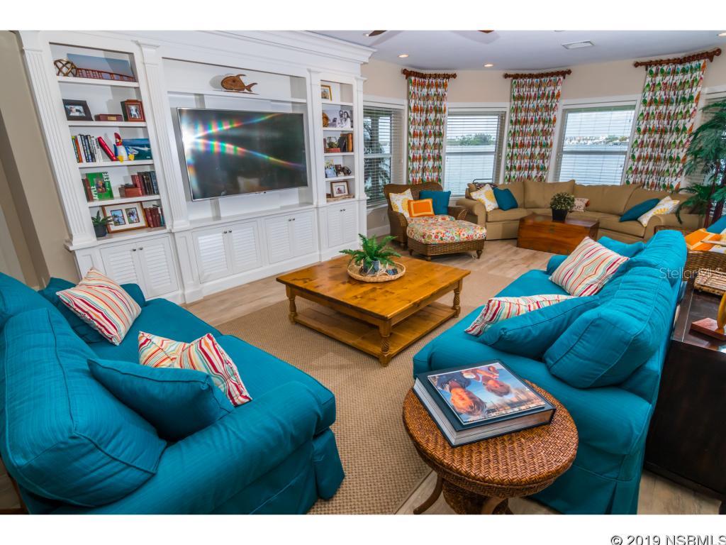 Peninsula Ave - Residential