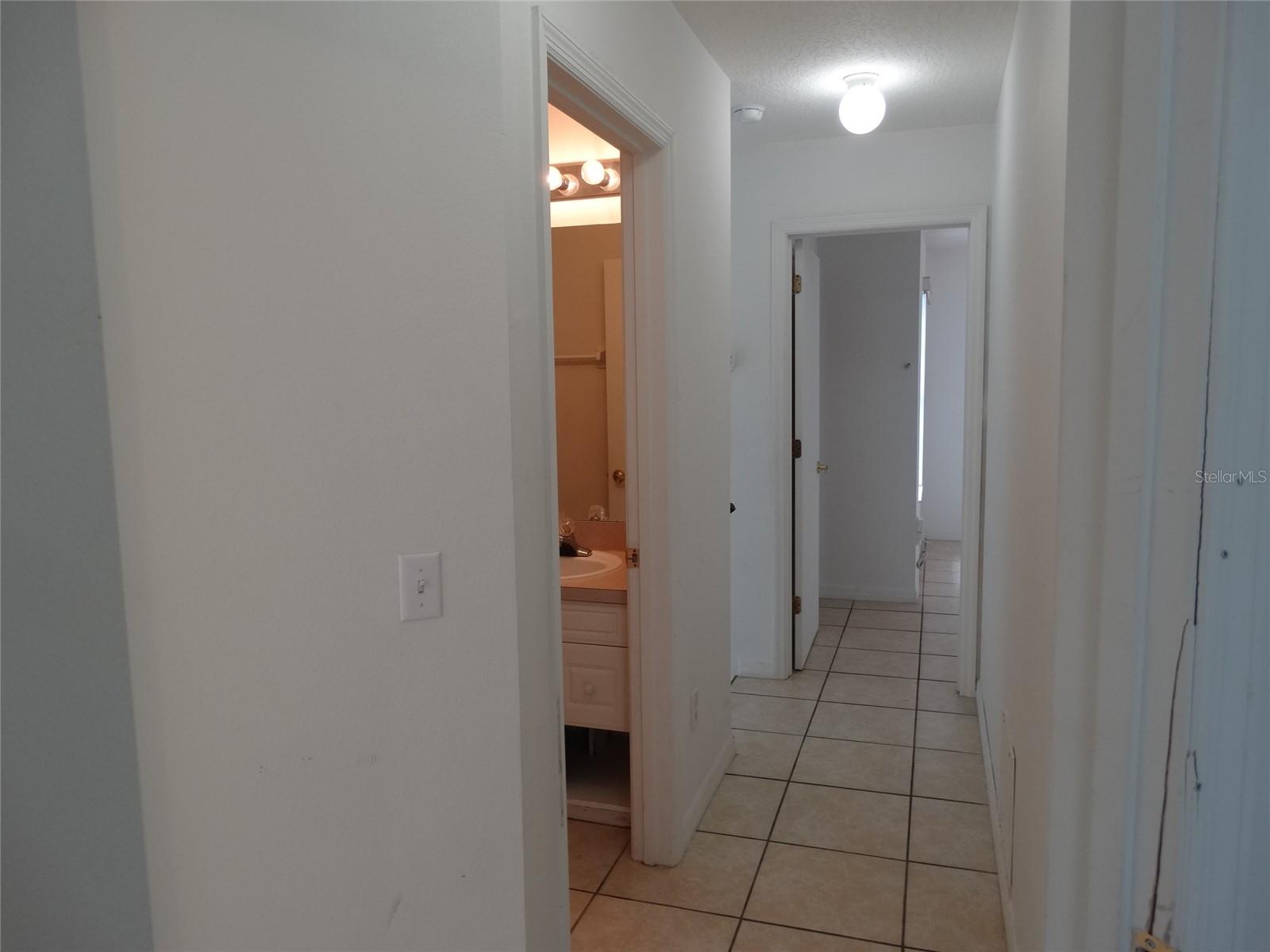 ISLAND CLUB WEST - Residential Lease