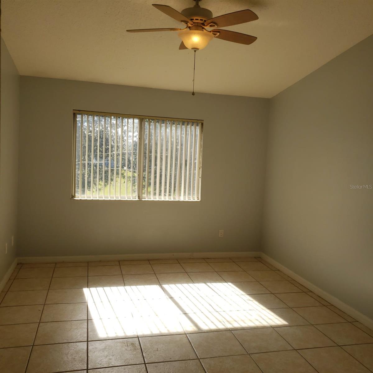 ISLAND CLUB WEST - Residential Lease