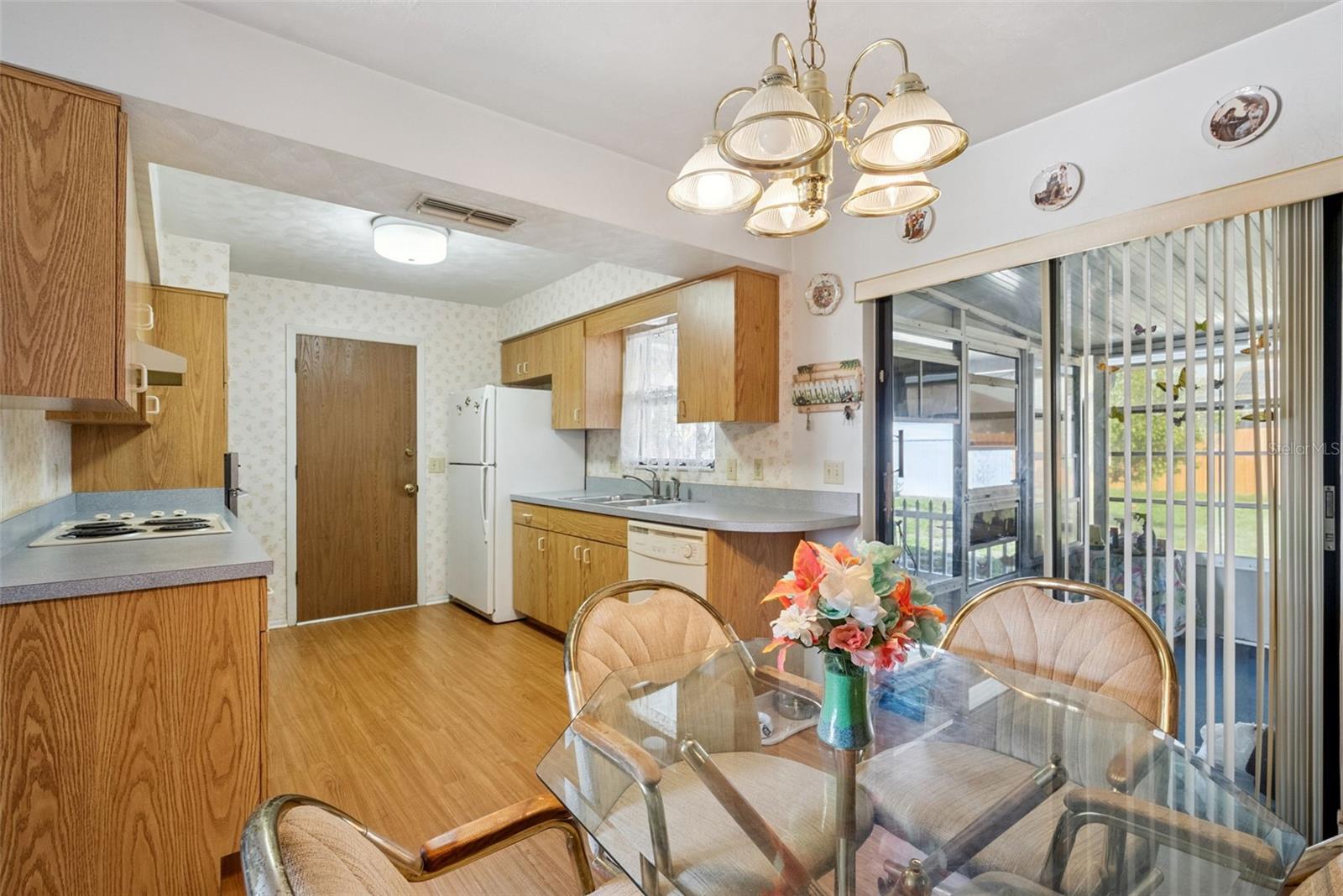 DELTONA LAKES UNIT 07 - Residential
