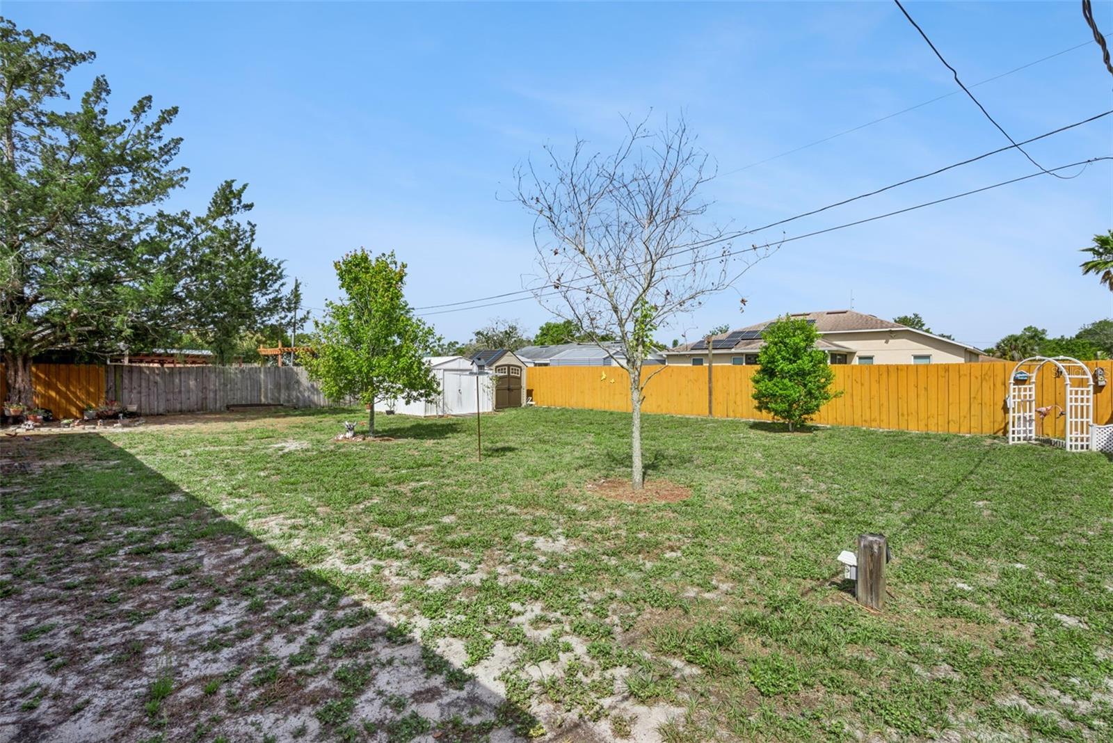 DELTONA LAKES UNIT 07 - Residential