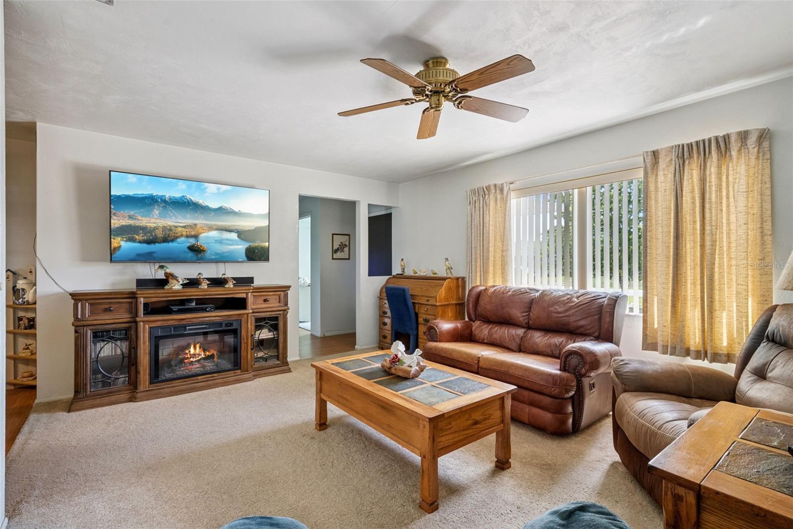 DELTONA LAKES UNIT 07 - Residential