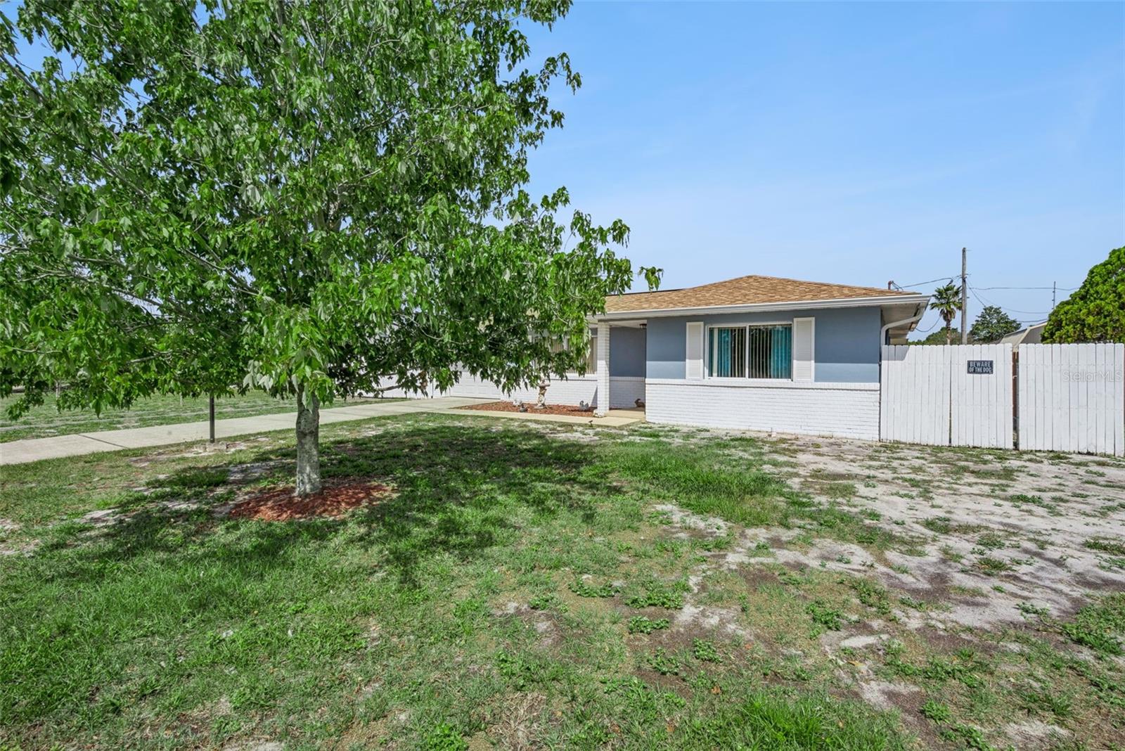 DELTONA LAKES UNIT 07 - Residential