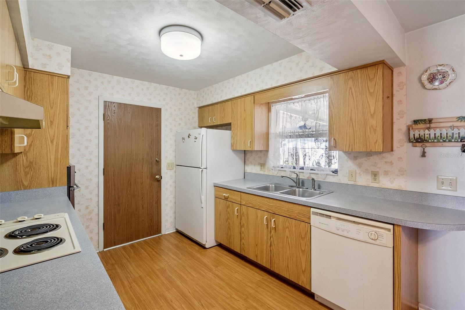 DELTONA LAKES UNIT 07 - Residential