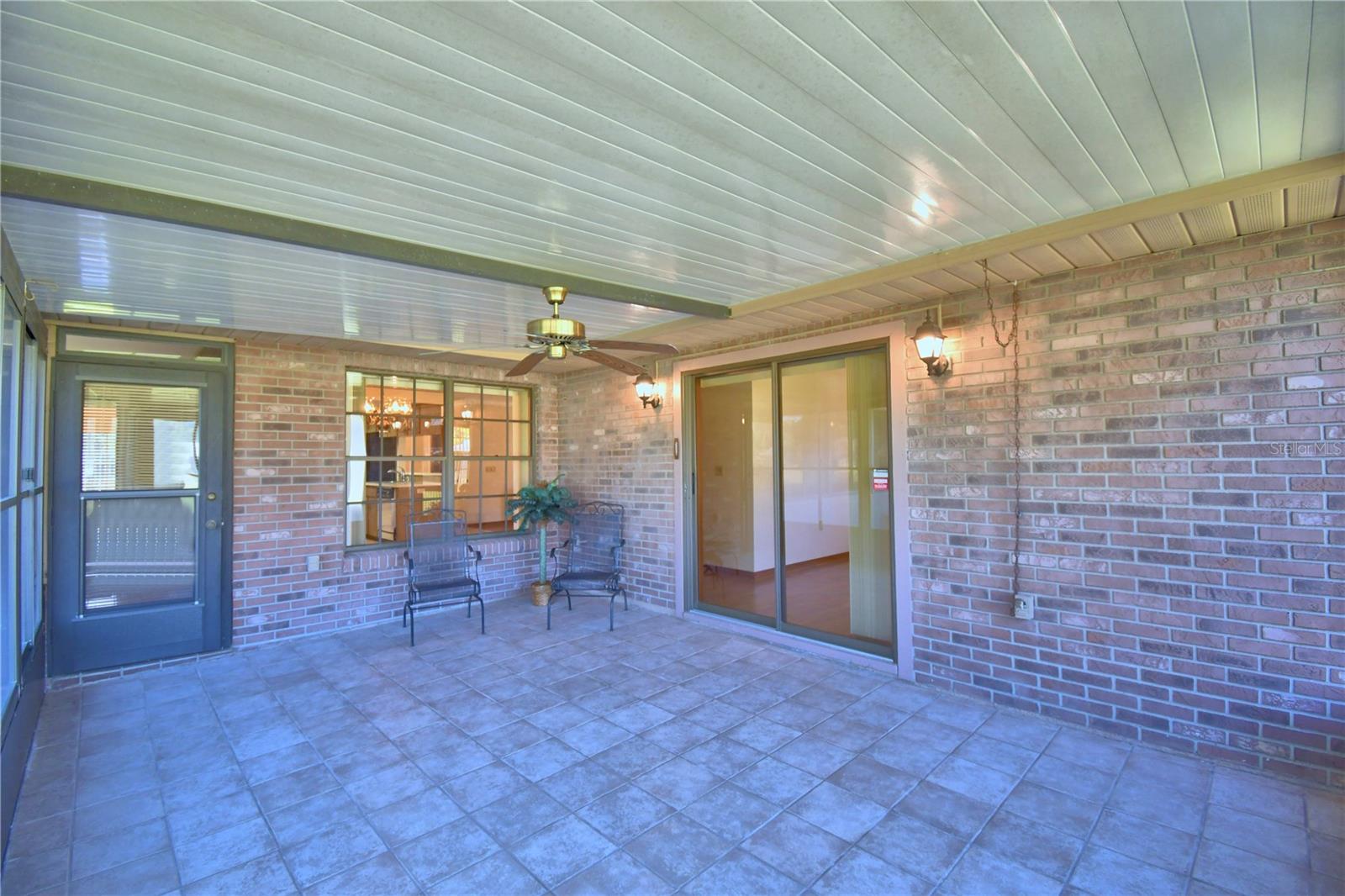 OAKVIEW ESTATES UN 3 - Residential