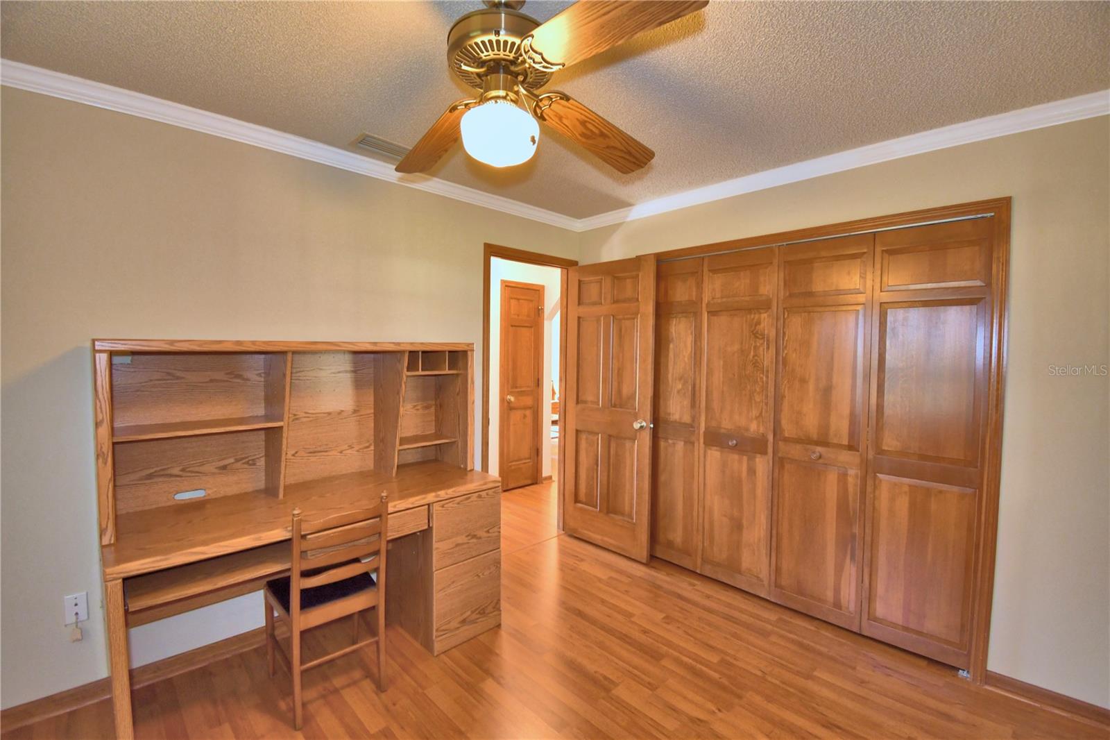 OAKVIEW ESTATES UN 3 - Residential