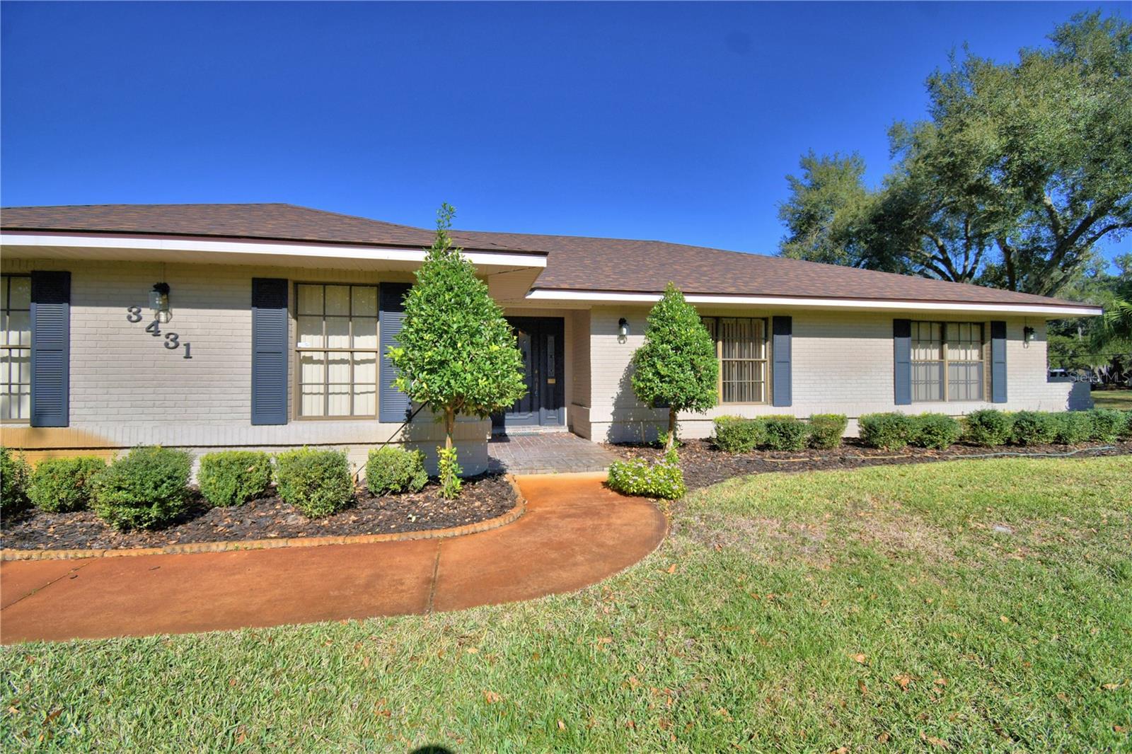 OAKVIEW ESTATES UN 3 - Residential