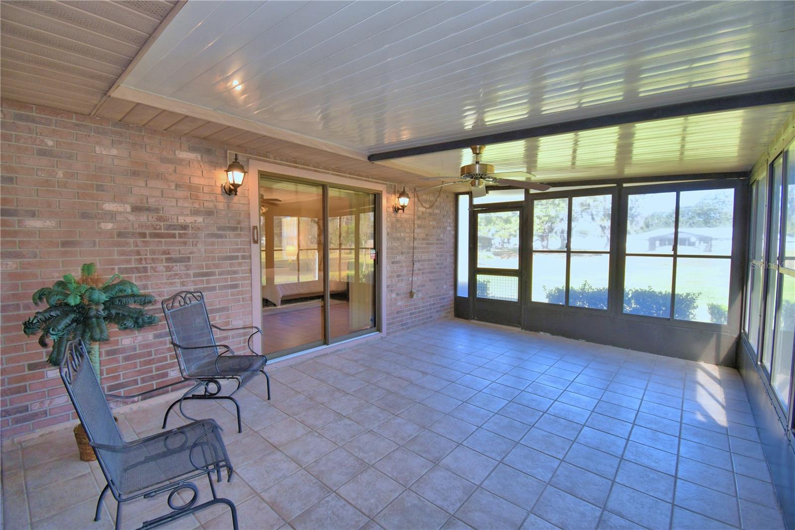 OAKVIEW ESTATES UN 3 - Residential