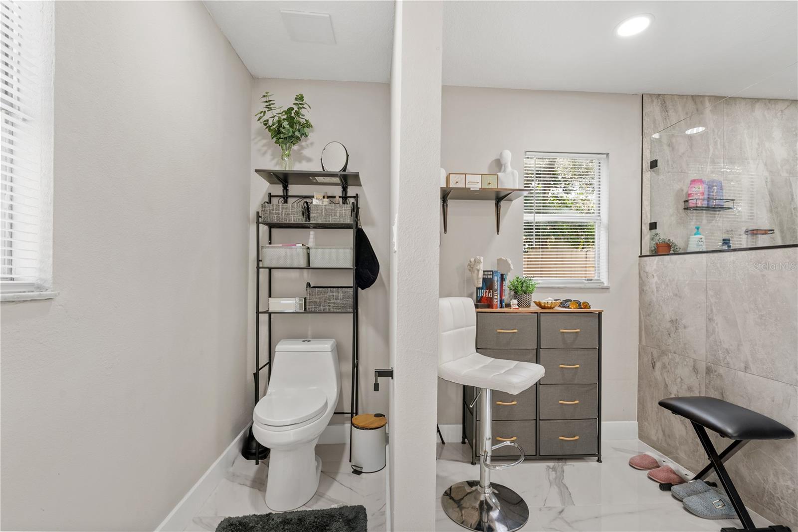 CARROLLWOOD MEADOWS UNIT X - Residential