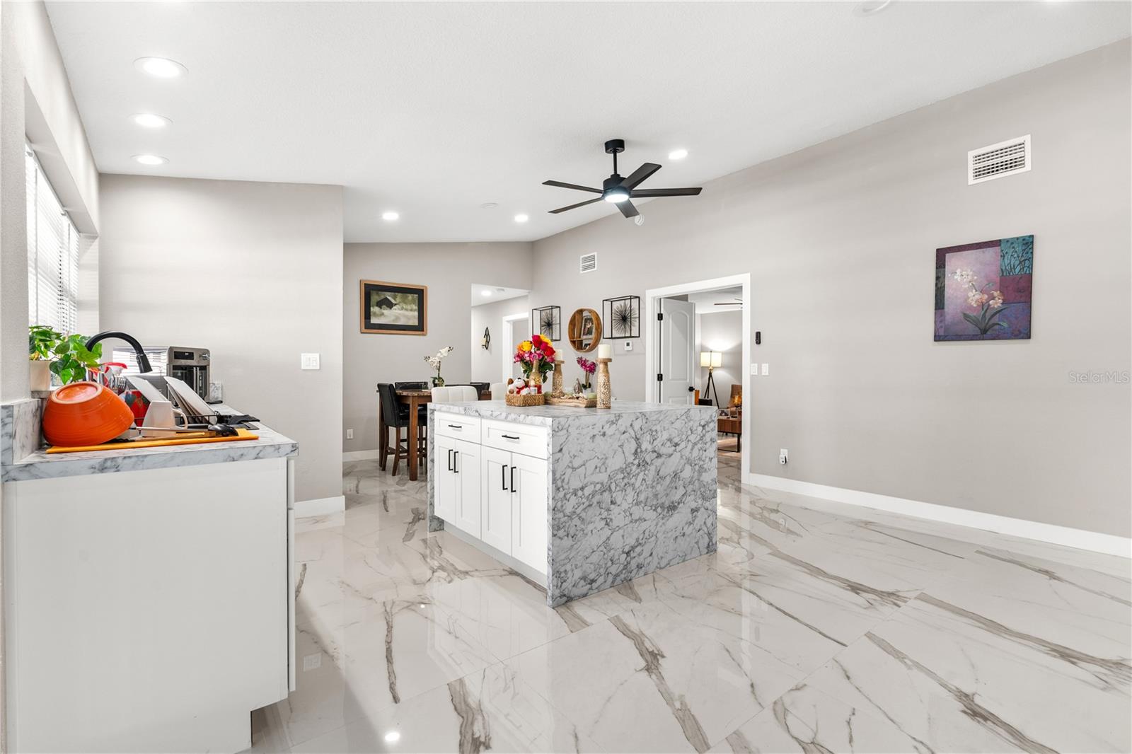 CARROLLWOOD MEADOWS UNIT X - Residential