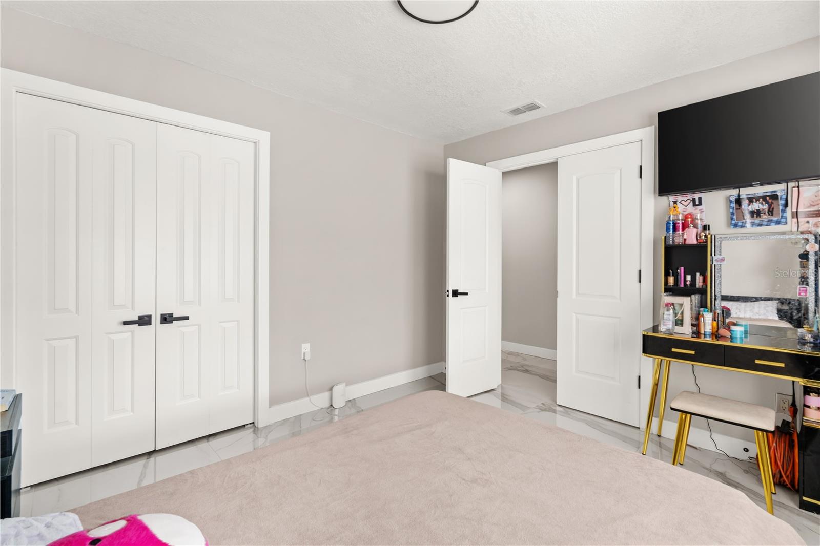 CARROLLWOOD MEADOWS UNIT X - Residential