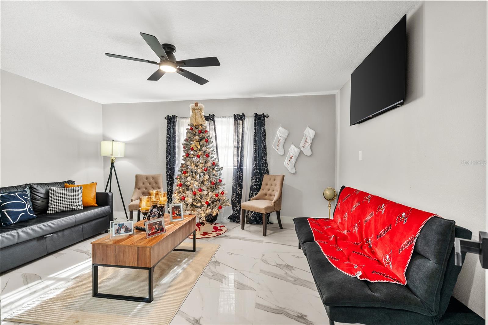 CARROLLWOOD MEADOWS UNIT X - Residential