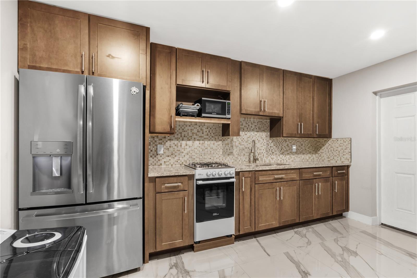 CARROLLWOOD MEADOWS UNIT X - Residential