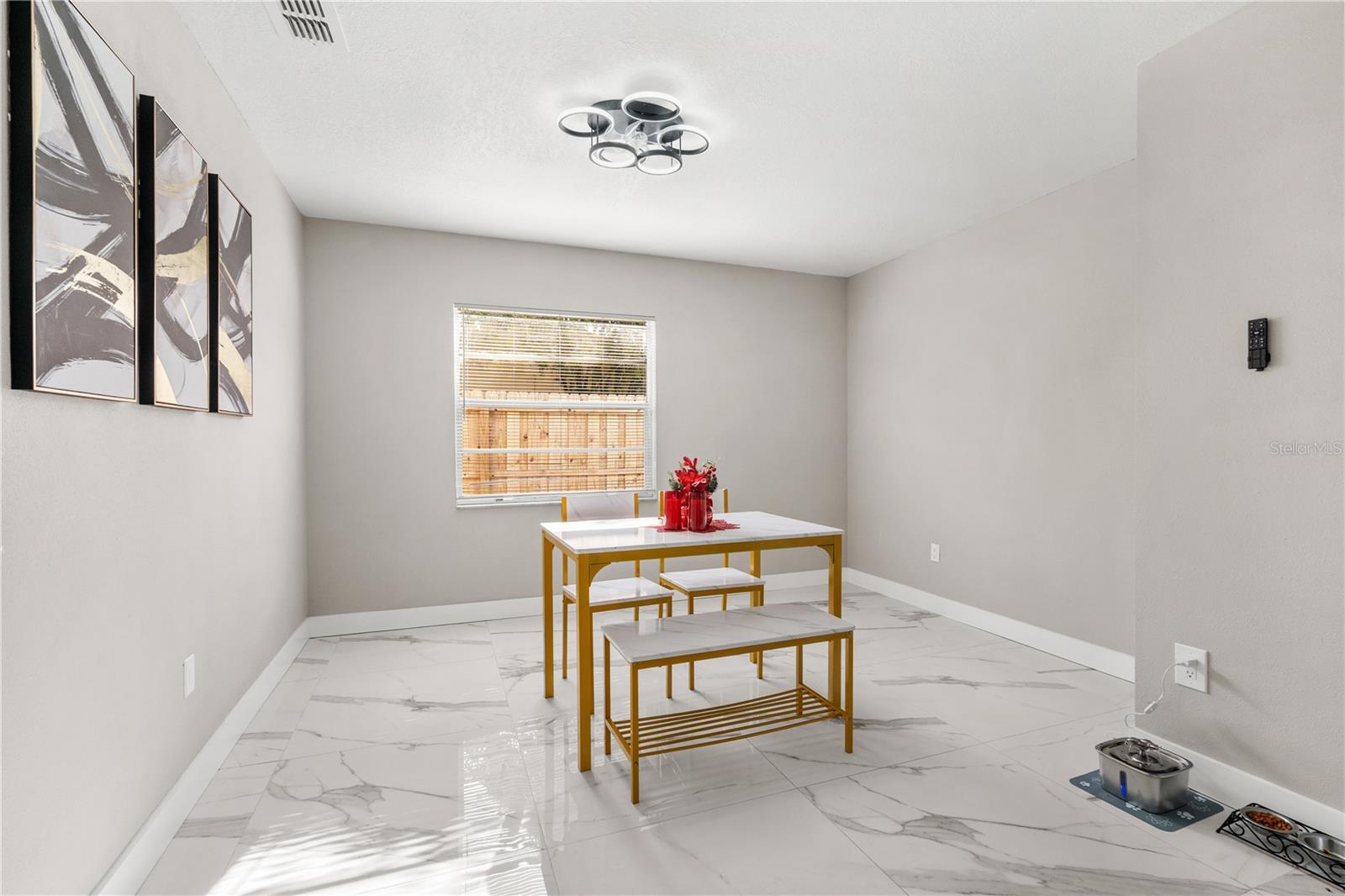 CARROLLWOOD MEADOWS UNIT X - Residential