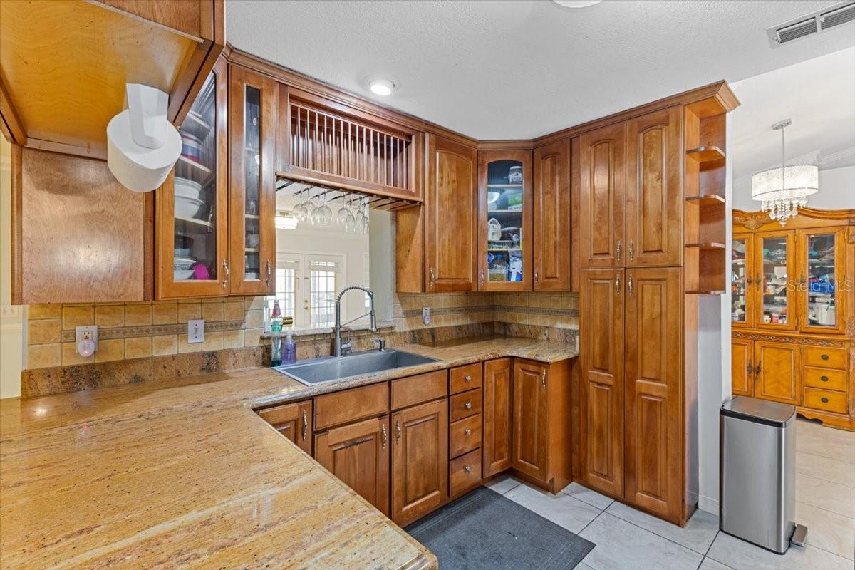 492 KATHERWOOD COURT