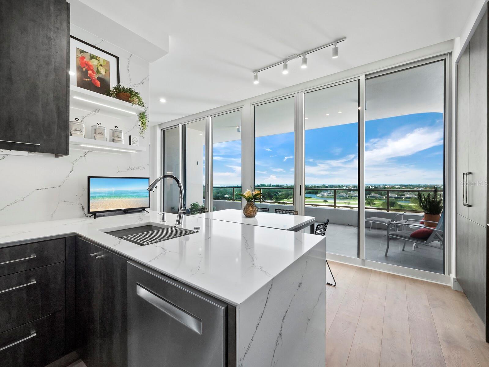 GRAND BAY 3 - Residential