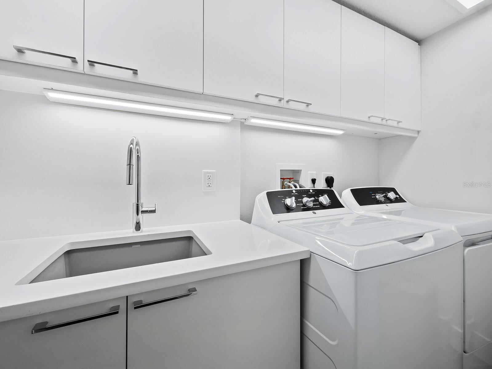 GRAND BAY 3 - Residential