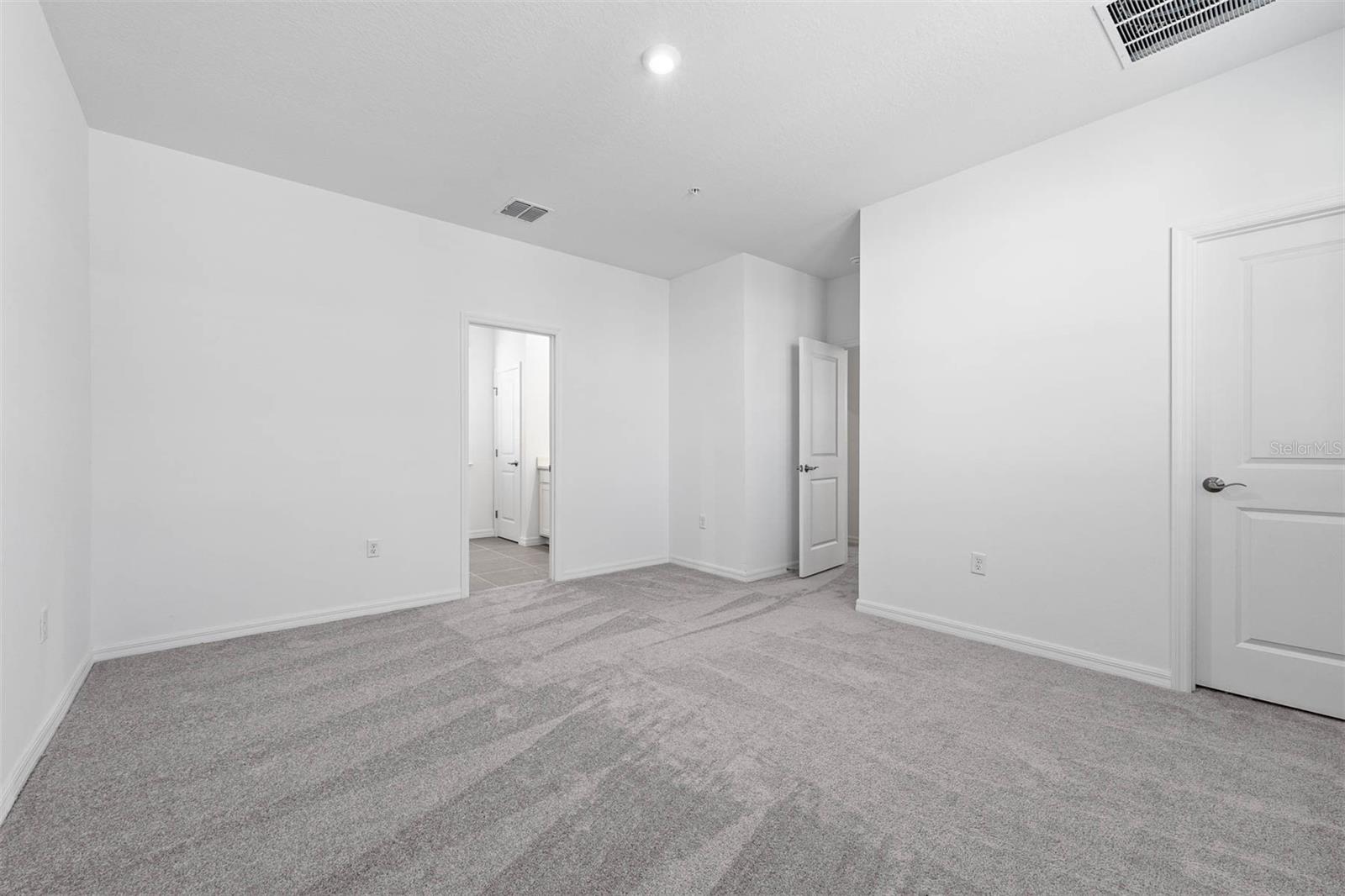 AVALON PARK WEST - Residential