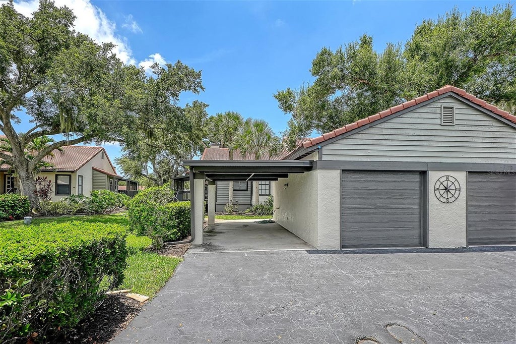 Photo of 4372 Trails Drive #15-1, Sarasota, FL 34232 (MLS # A4706150)