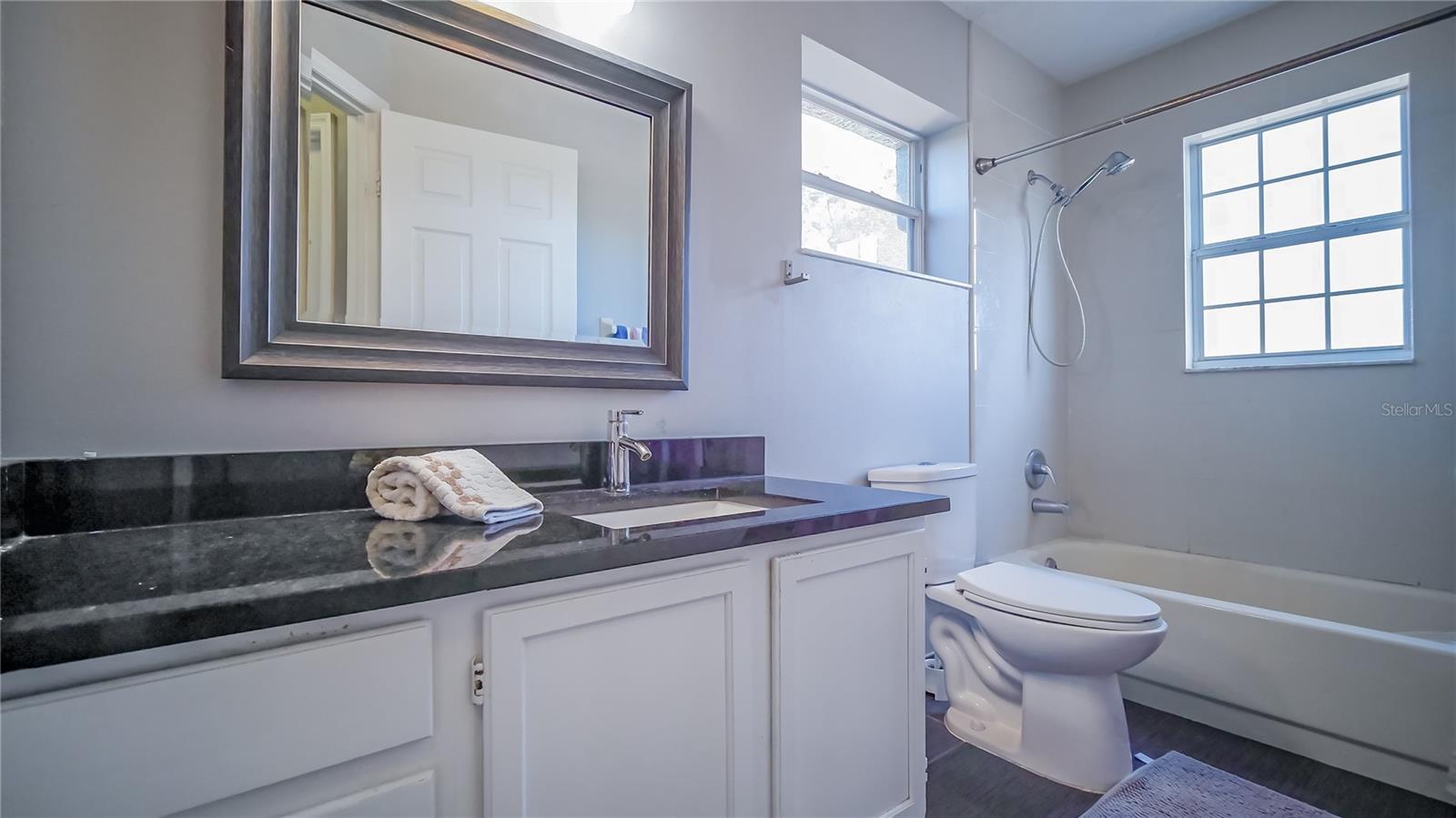 PEMBROOKE - Residential