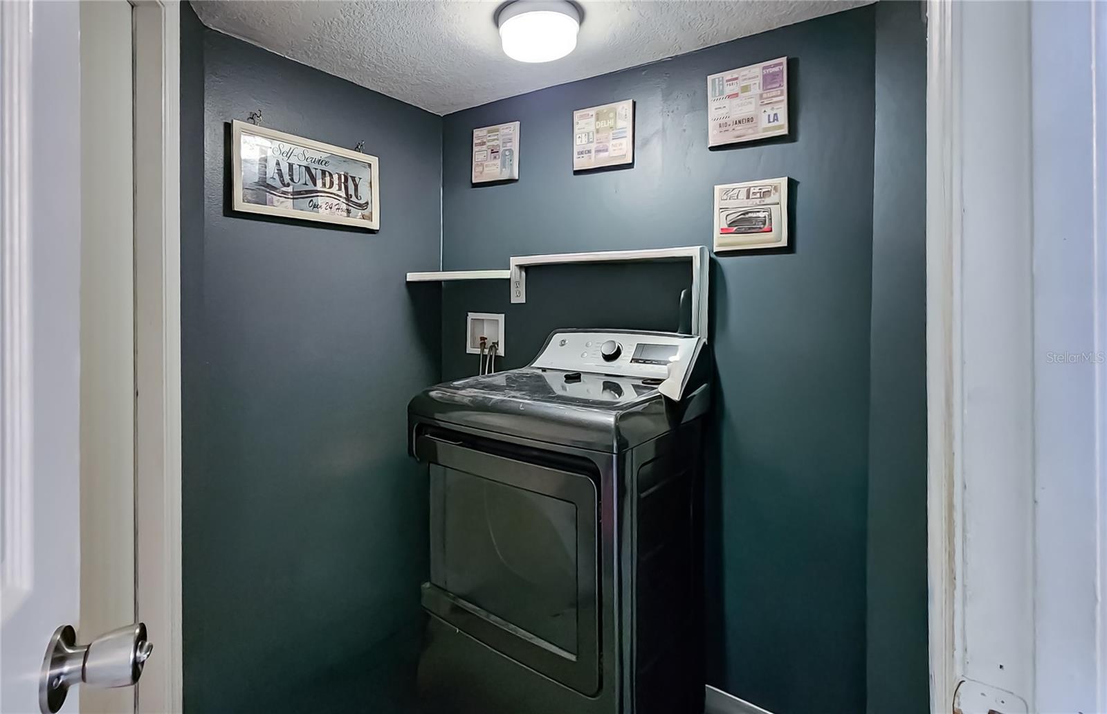 PEMBROOKE - Residential