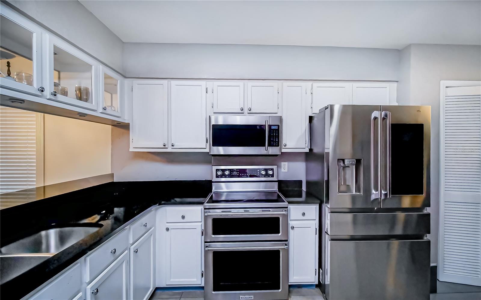 PEMBROOKE - Residential