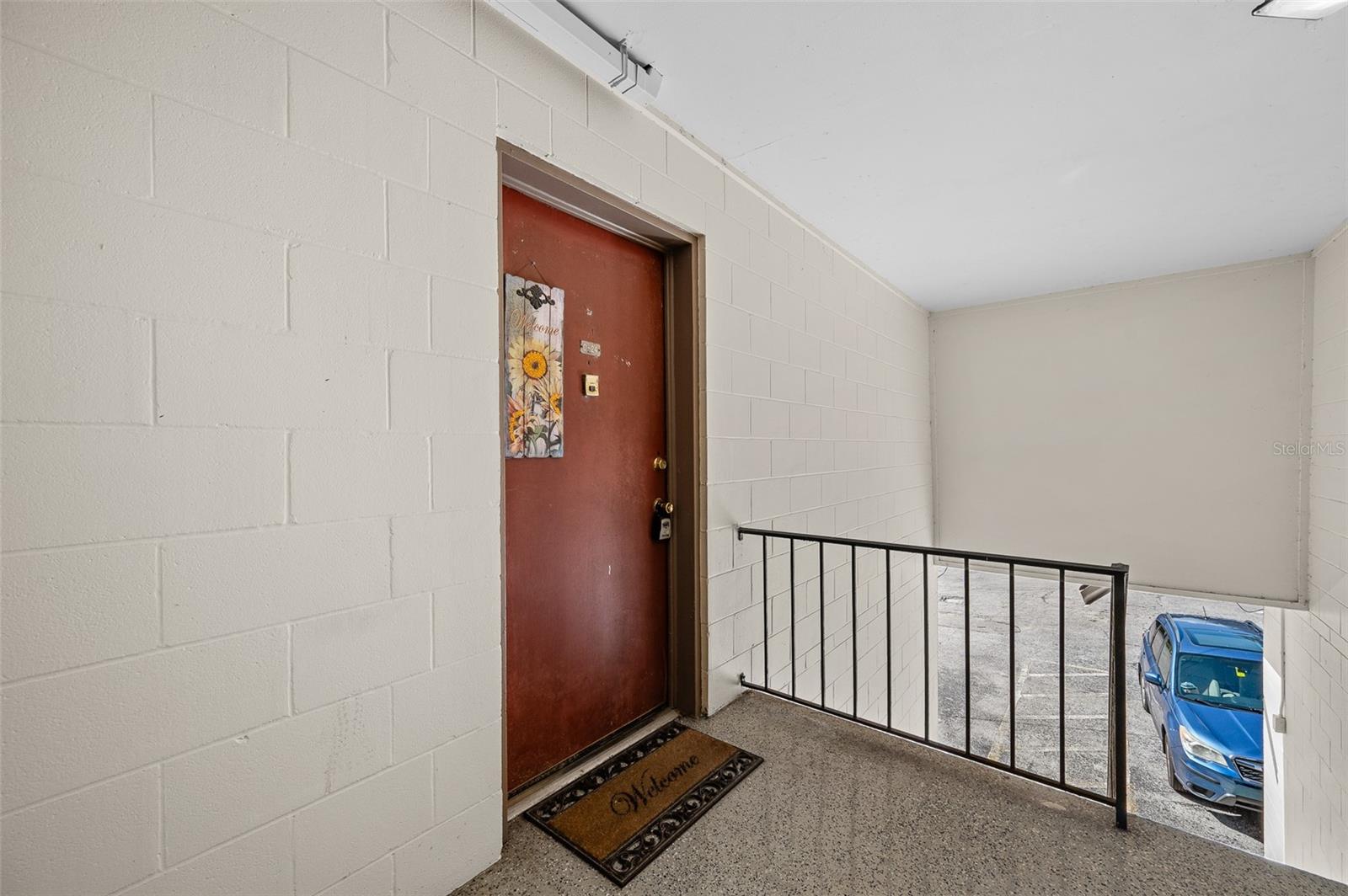 SUMMIT HOUSE - Residential