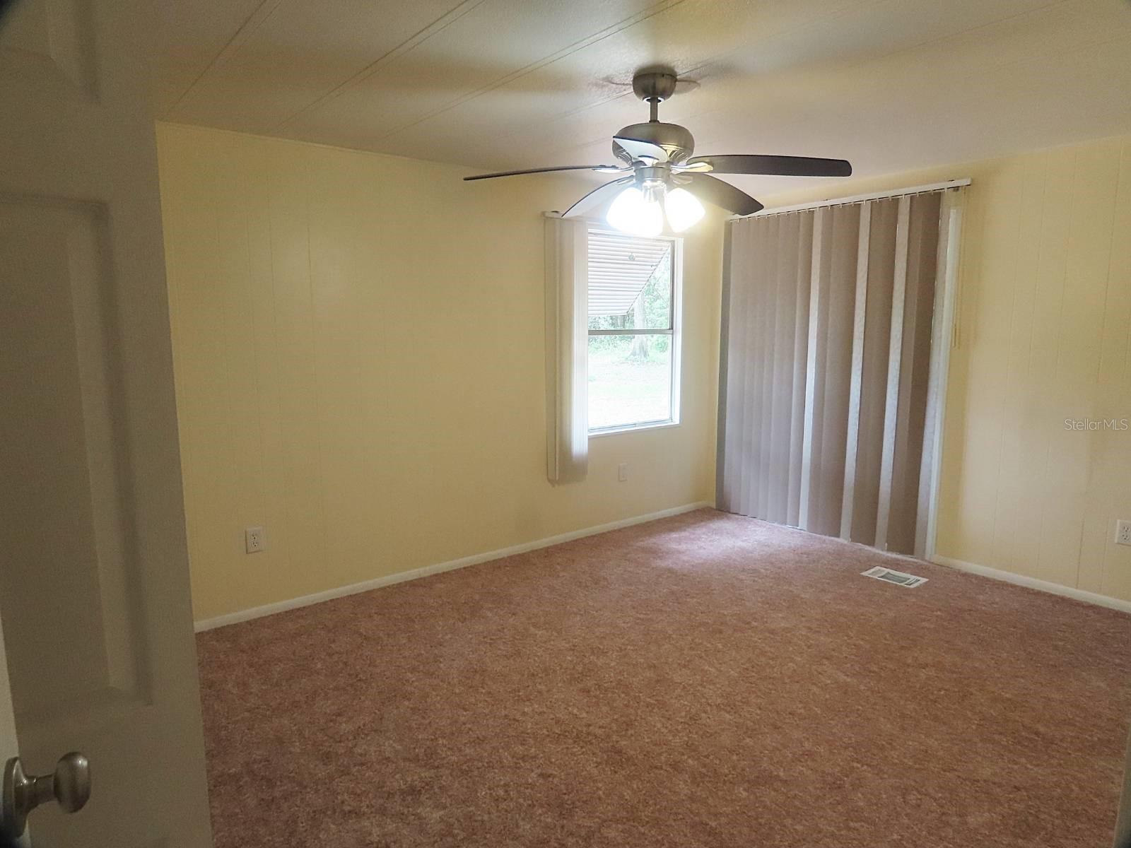 HAWTHORNE HILLS - Residential