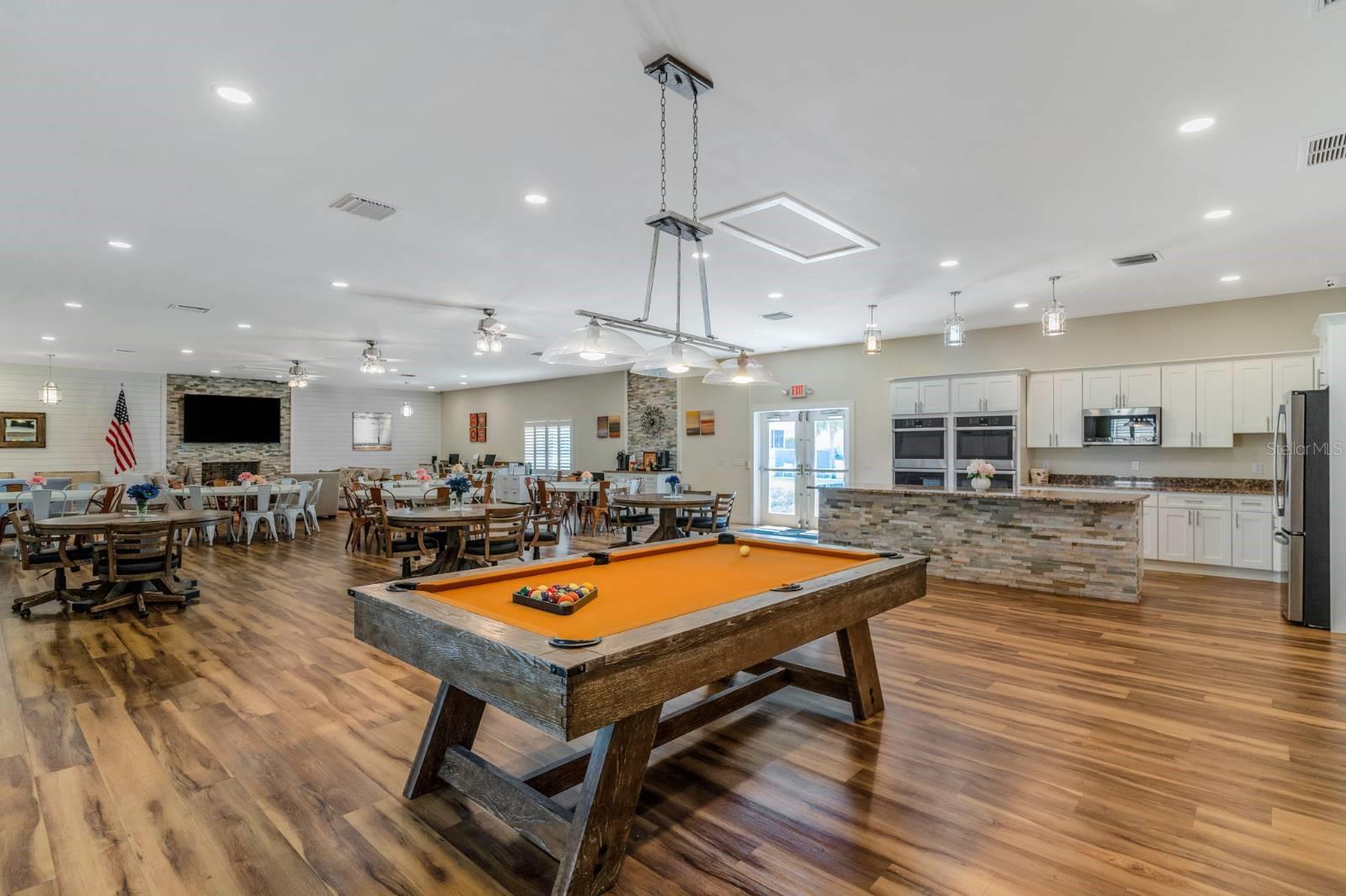 HAWTHORNE HILLS - Residential