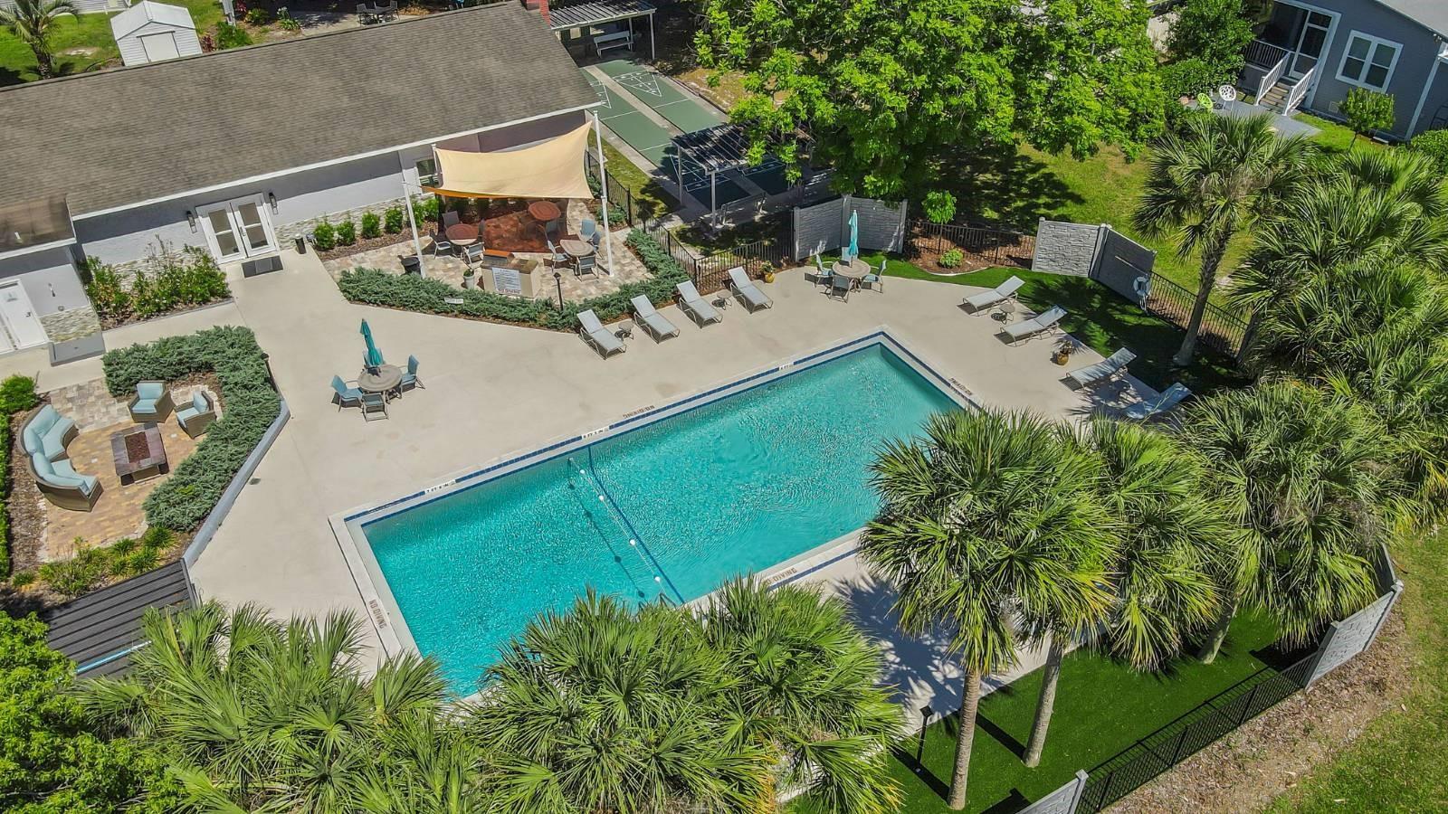 HAWTHORNE HILLS - Residential