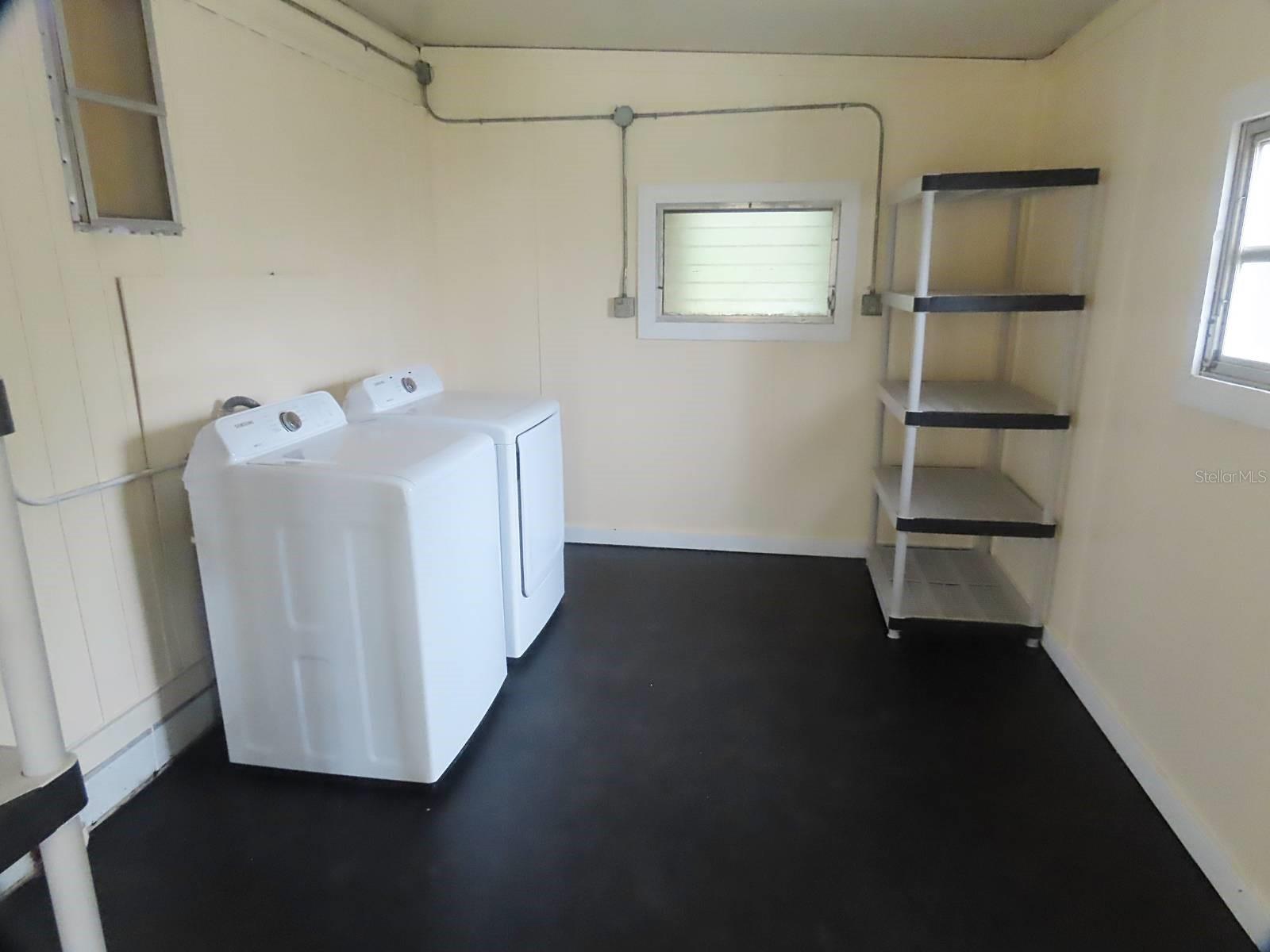 HAWTHORNE HILLS - Residential