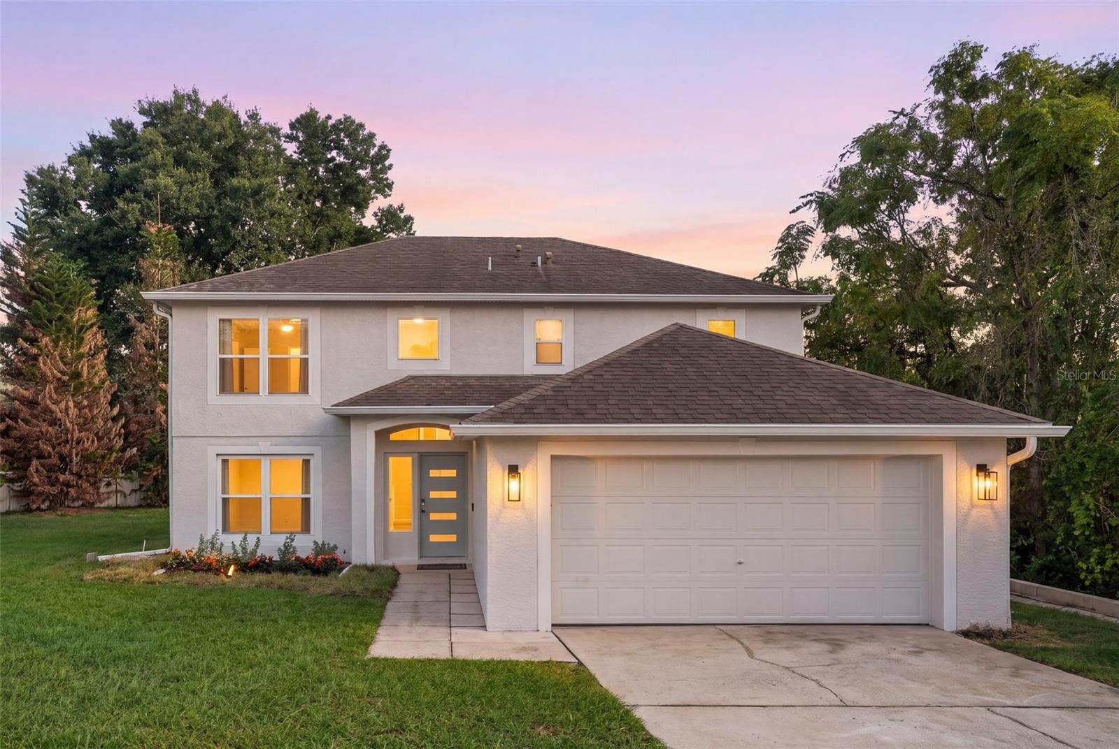 816 CREEK VIEW COURT