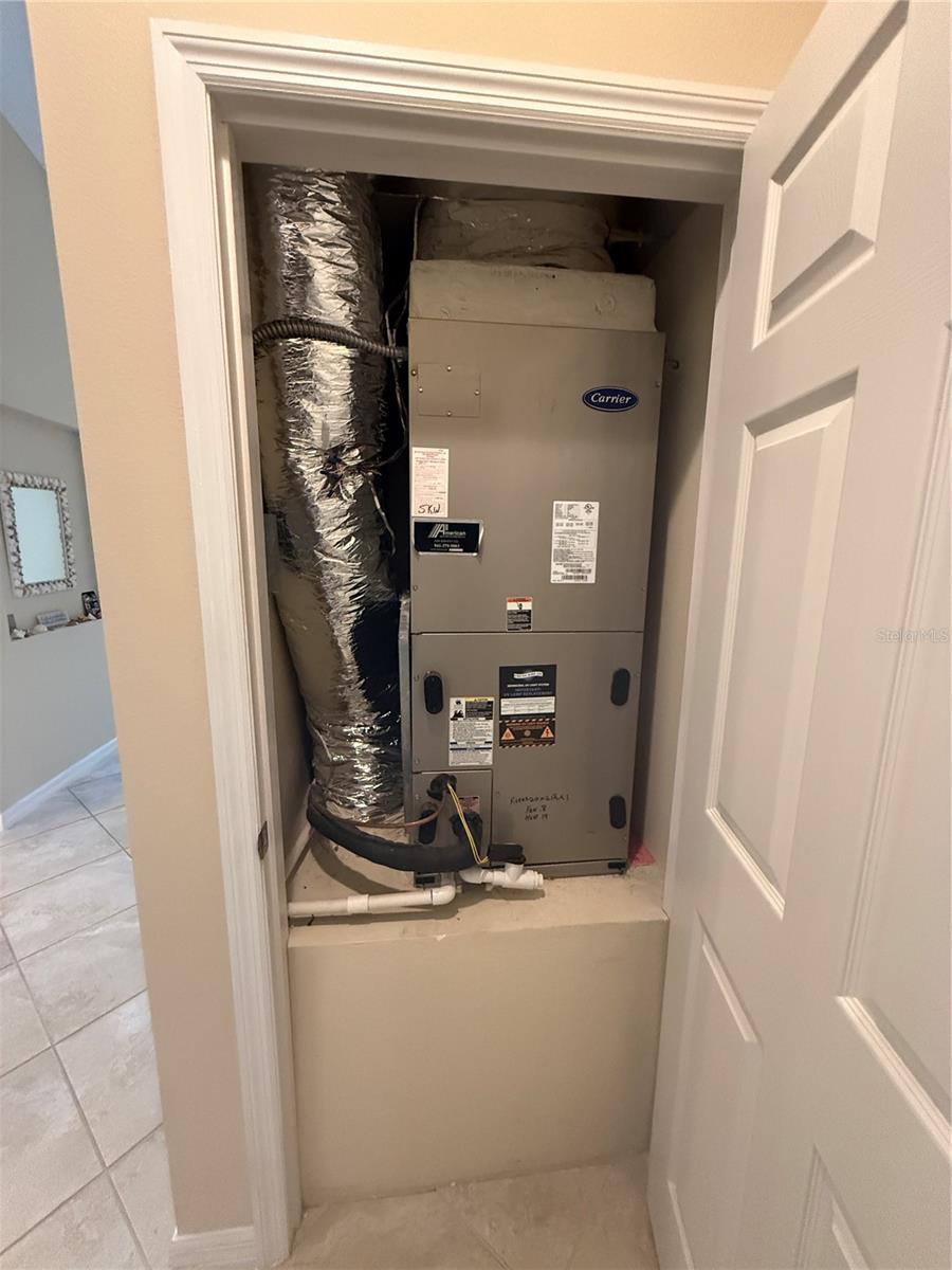 HARBORAGE ON BRADEN RIVER II PH I - Residential