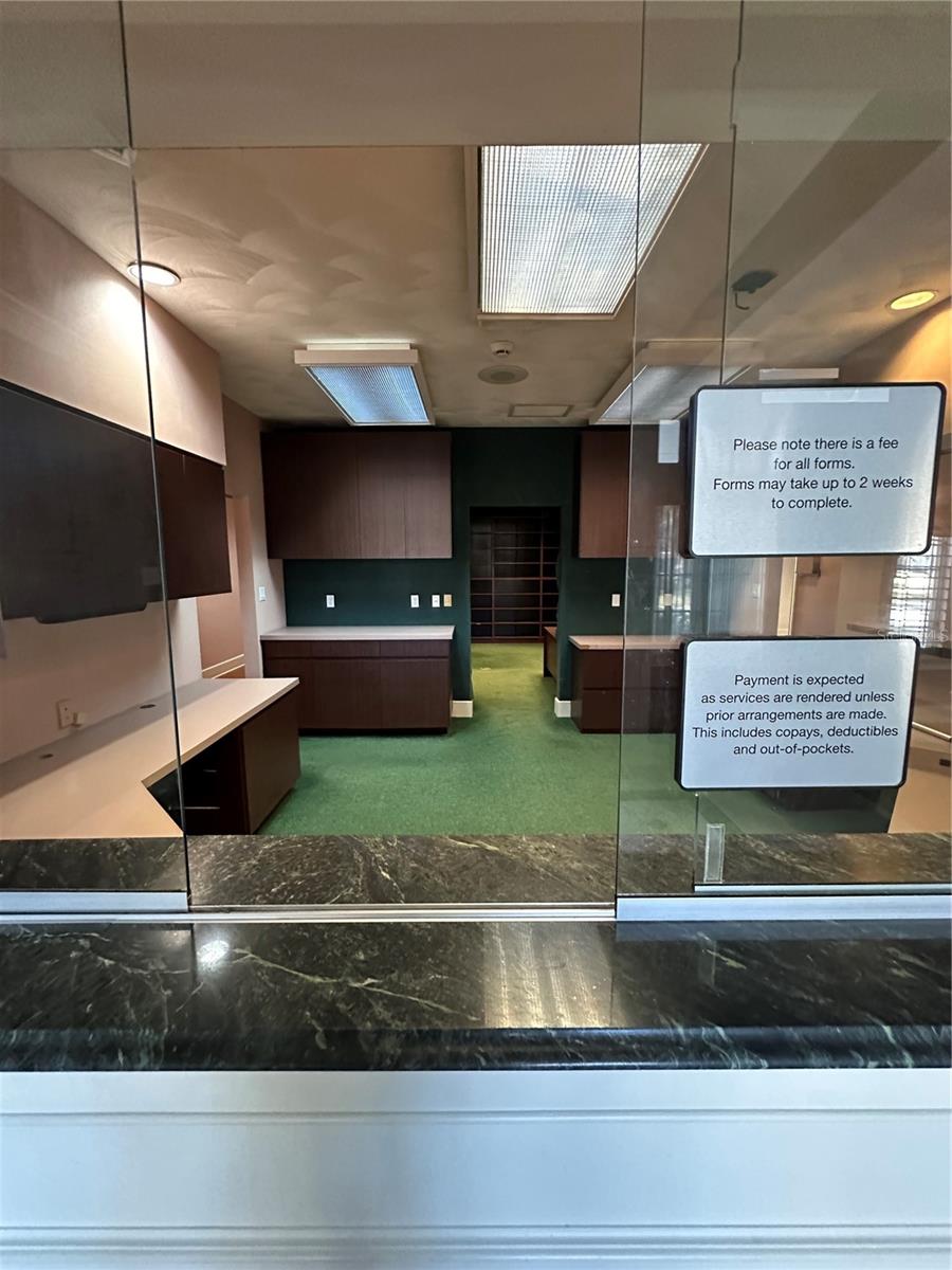 MILTON PARK RESUB OF BLKS 13 & 19 - Commercial Lease