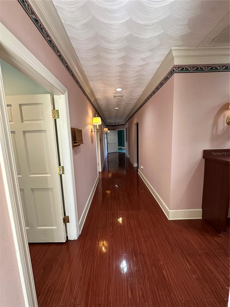 MILTON PARK RESUB OF BLKS 13 & 19 - Commercial Lease