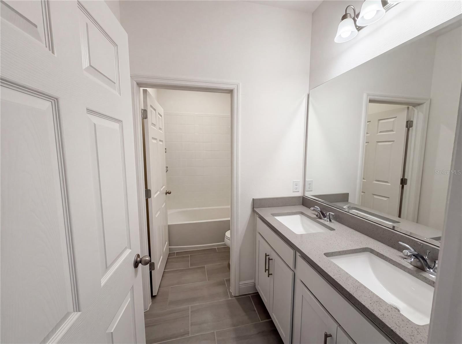 RIDGEVIEW - Residential