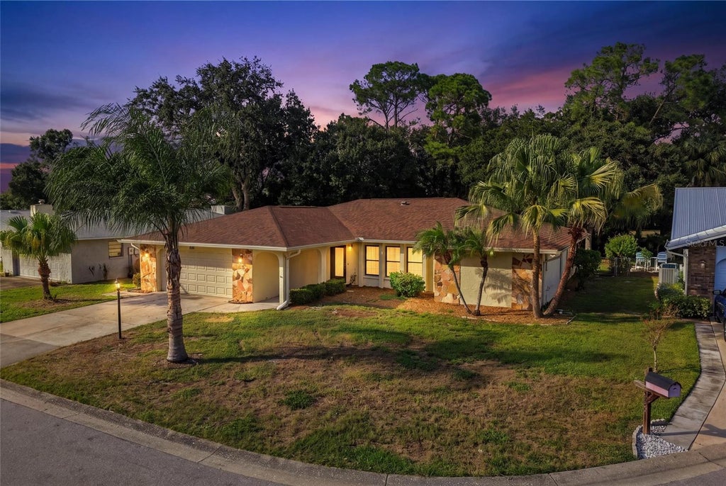 Photo of 5561 Briar Creek Way, Sarasota, FL 34235 (MLS # A4710525)
