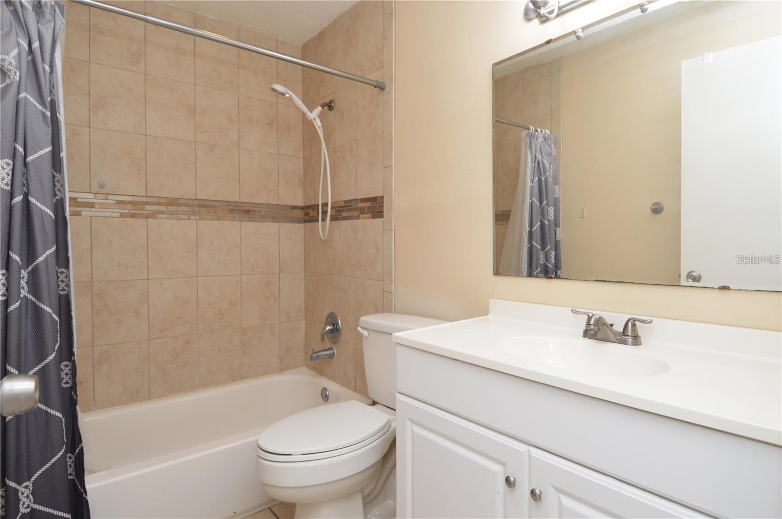 EASTWOOD SHORES 2 PH 2 - Residential Lease