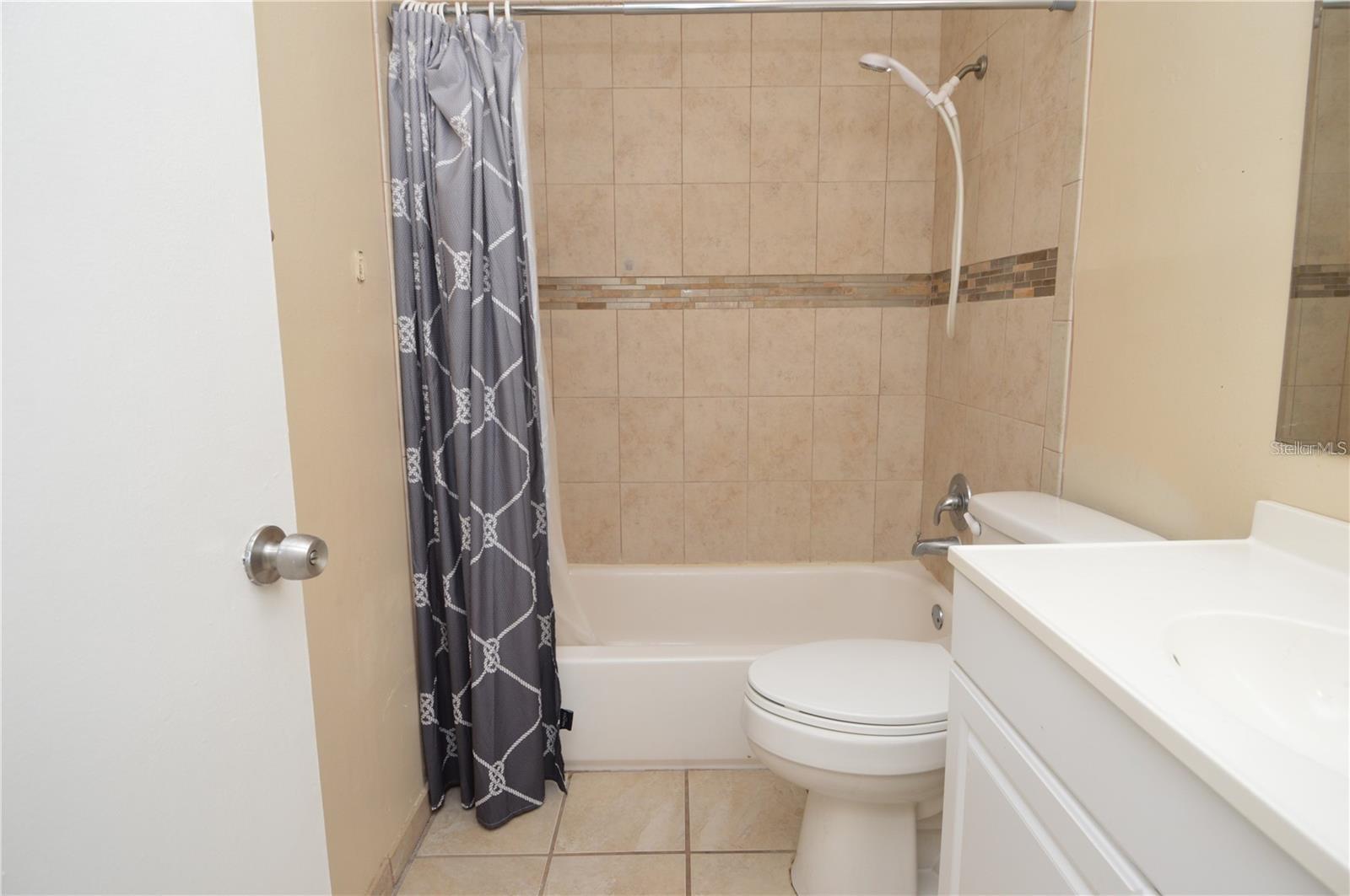 EASTWOOD SHORES 2 PH 2 - Residential Lease