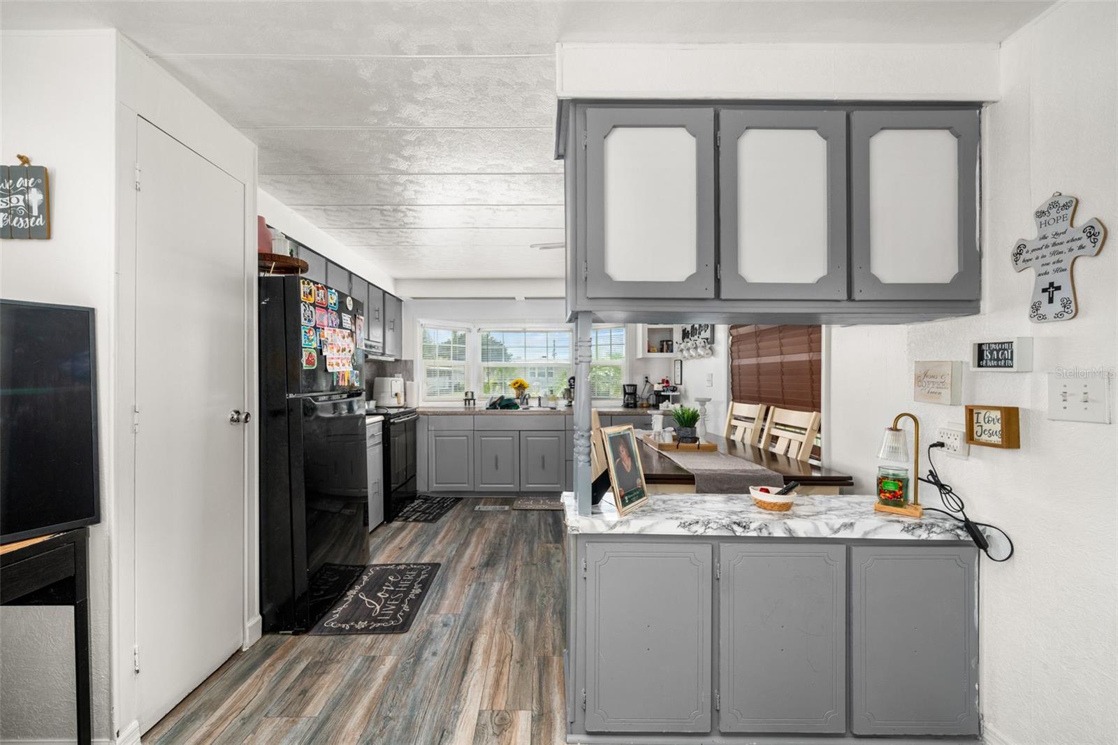 FAIRMOUNT MOBILE ESTATES - Residential
